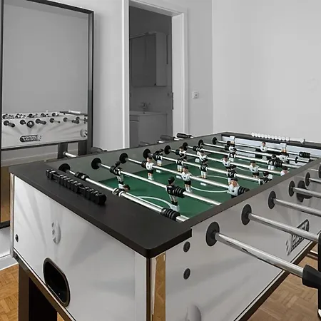 Signature Suite, In List, 3 & Kitchen * Hannover