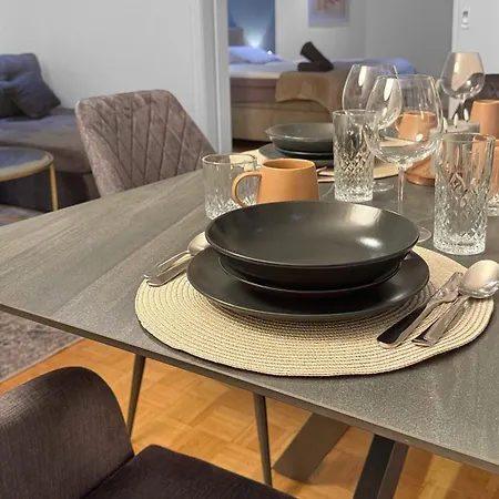 Signature Studio Apartment, Central In List, 1 Room With Kitchen 아파트 하노버