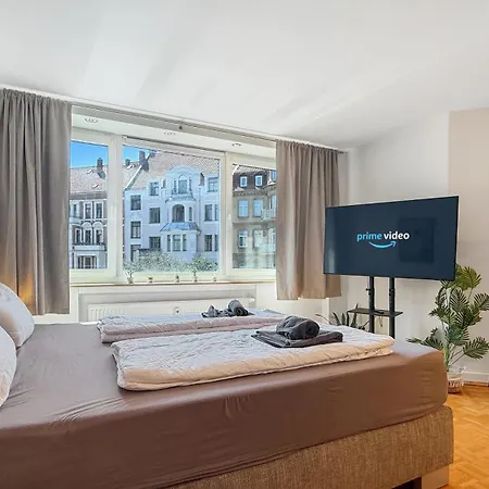 Signature Apartment, In List, 1 With Kitchen *