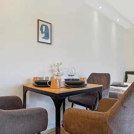Signature Apartment, In List, 1 With Kitchen Апартаменты *