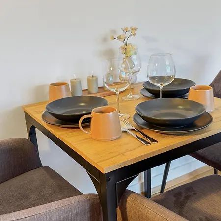Signature Apartment, In List, 1 With Kitchen *