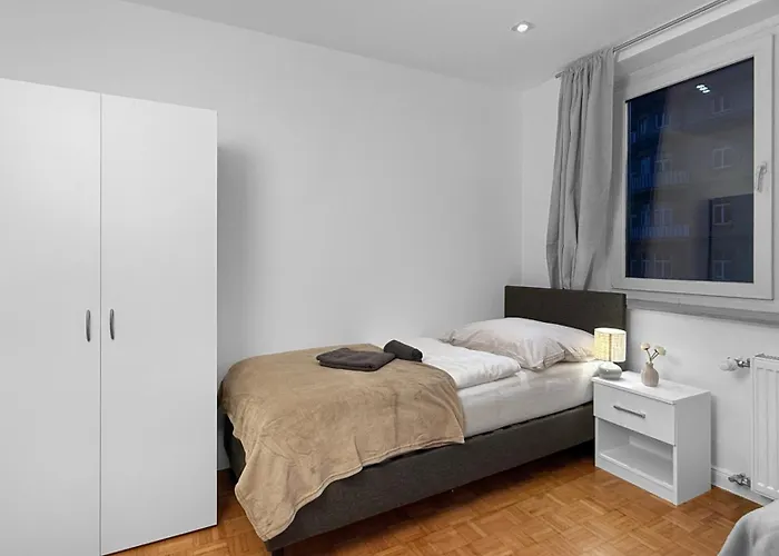 Signature Suite, In List, 3 & Kitchen * 汉诺威