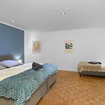 Signature Suite, In List, 3 & Kitchen شقة هانوفر